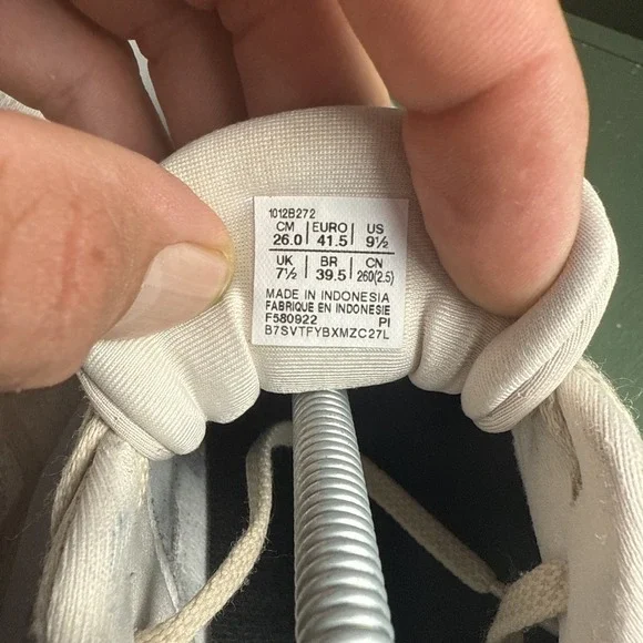 Asics Gel Kayano 29 Women's Size 9.5 Tan Cream Running Shoes Sneakers 1012B272 - Picture 9 of 12